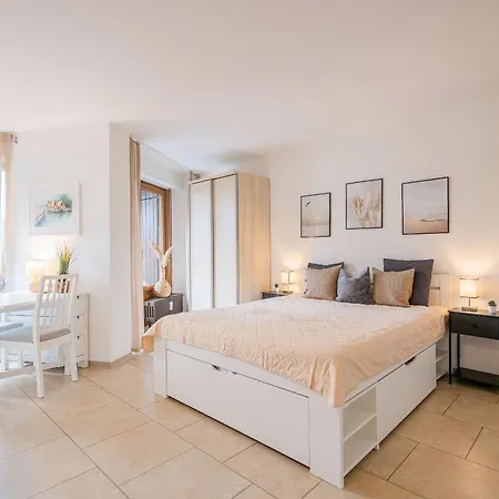 Appartement Ferienwohnpark Ein-zimmer-apartment 55 08 Immenstaad am Bodensee