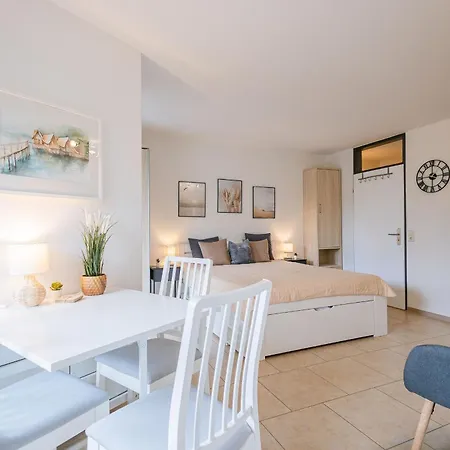 Ferienwohnpark Ein-zimmer-apartment 55 08 Immenstaad am Bodensee