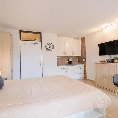 Ferienwohnpark Ein-zimmer-apartment 55 08 Immenstaad am Bodensee